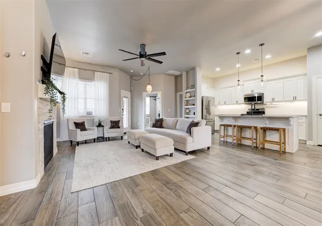 Photo 4 of Single family home for sale at 11709 NW 103rd Street, Yukon, OK 73099 | MLS# 1251941 | Listing updated on 2026-10-07