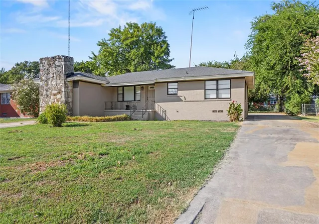 Photo 1 of Single family home for sale at 820 W 22nd Street, Ada, OK 74820 | MLS# 1251945 | Listing updated on 2026-10-02