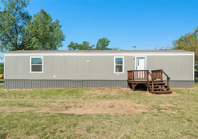 Photo 2 of Single family home for sale at 716 W 2nd Street, Watonga, OK 73772 | MLS# 1251957 | Listing updated on 2026-10-02