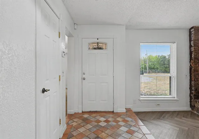 Photo 4 of Single family home for sale at 7600 N Post Rd, Spencer, OK 73084 | MLS# 1251974 | Listing updated on 2026-10-16