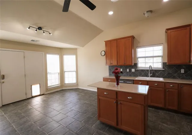 Photo 3 of Single family home for sale at 1300 Camelot Ct, Shawnee, OK 74804 | MLS# 1251979 | Listing updated on 2026-10-09
