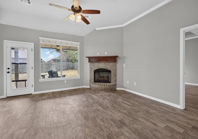 Photo 4 of Single family home for sale at 20550 Pioneer Dr, Harrah, OK 73045 | MLS# 1251982 | Listing updated on 2026-10-03