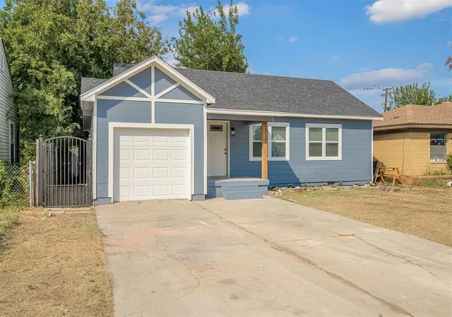 Photo 3 of Single family home for sale at 2317 SW 30th Street, Oklahoma City, OK 73119 | MLS# 1251987 | Listing updated on 2026-10-07
