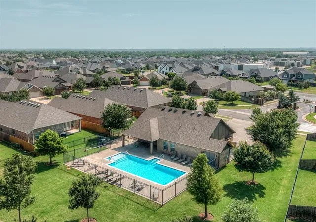 Photo 2 of Single family home for sale at 2400 Nw 179th Terrace, Edmond, OK 73012 | MLS# 1251994 | Listing updated on 2026-10-03