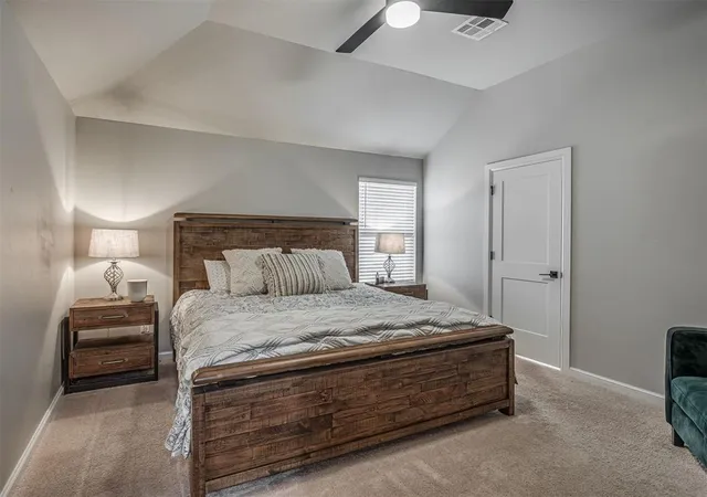 Photo 4 of Single family home for sale at 3017 Hollow Crst Ln, Norman, OK 73071 | MLS# 1251997 | Listing updated on 2026-10-07