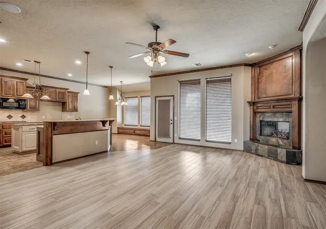 Single family home for sale at 2704 SW 96th Circle, Oklahoma City, OK 73159 | MLS# 1252004
