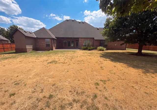 Photo 4 of Single family home for sale at 1017 W Camellia Way, Mustang, OK 73064 | MLS# 1252013 | Listing updated on 2026-10-03