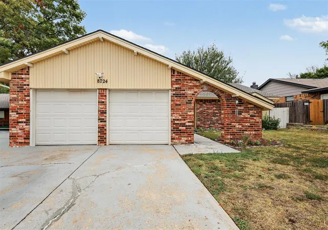 Photo 1 of Sale Pending at 8724 Dena Ln, Oklahoma City, OK 73132 | MLS# 1252019 | Listing updated on 2026-10-02