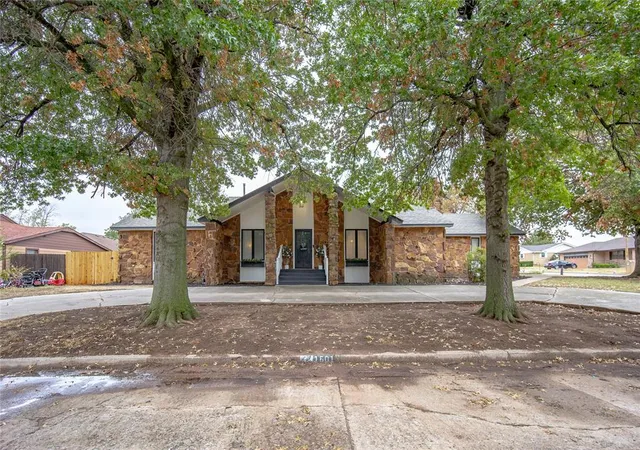Single family home for sale at 1501 W Hickory St, El Reno, OK 73036 | MLS# 1252021