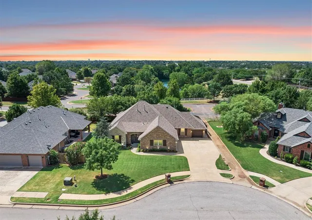 Photo 2 of Sale Pending at 840 Sea Biscuit Dr, Edmond, OK 73025 | MLS# 1252022 | Listing updated on 2026-10-07