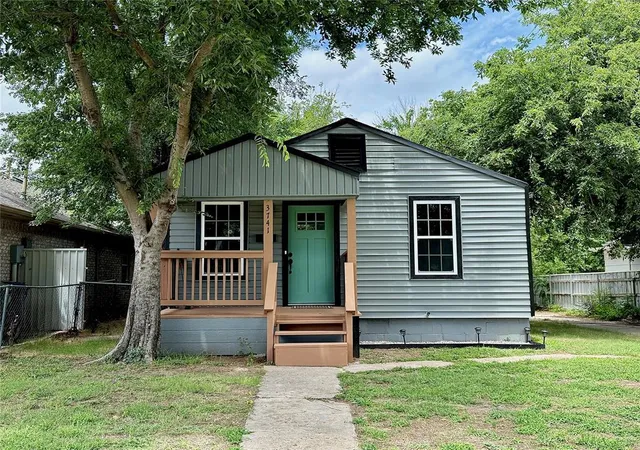 Photo 1 of Single family home for sale at 3741 Nw 29th Street, Oklahoma City, OK 73107 | MLS# 1252029 | Listing updated on 2026-10-02