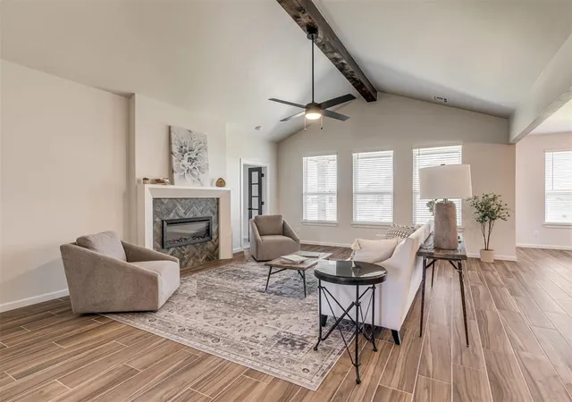Photo 3 of Single family home for sale at 4900 Vine Cliff Rd, Mustang, OK 73064 | MLS# 1252037 | Listing updated on 2026-10-03