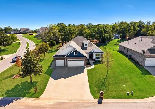 Photo 1 of Single family home for sale at 8710 Overlook Dr, Guthrie, OK 73044 | MLS# 1252040 | Listing updated on 2026-10-17