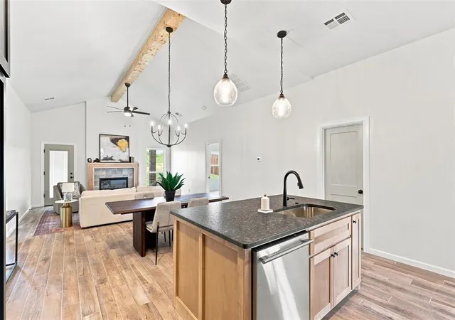 Photo 4 of Single family home for sale at 4817 Misty Wood Ln, Mustang, OK 73064 | MLS# 1252042 | Listing updated on 2026-10-03