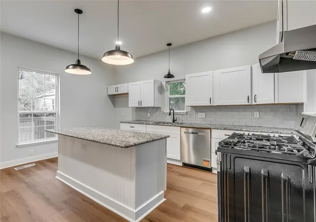 Photo 2 of Single family home for sale at 517 E Perkins Ave, Guthrie, OK 73044 | MLS# 1252056 | Listing updated on 2026-10-03