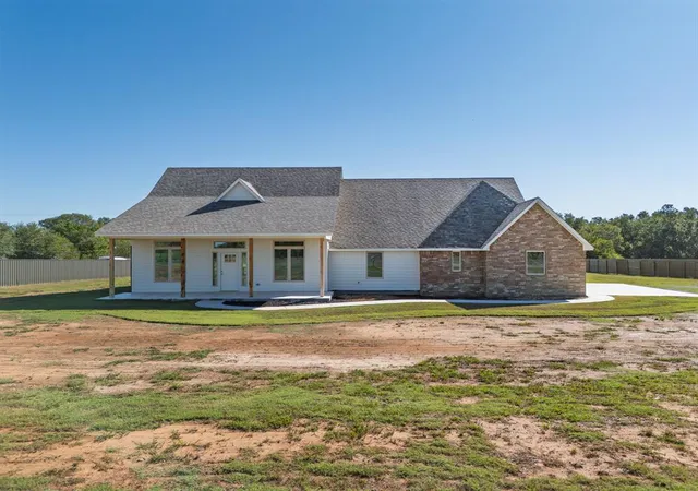 Photo 1 of Single family home for sale at 9676 Bryan Rd, Meeker, OK 74855 | MLS# 1252057 | Listing updated on 2026-10-09