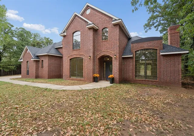 Photo 1 of Single family home for sale at 12222 Canyon Cir, Guthrie, OK 73044 | MLS# 1252063 | Listing updated on 2026-10-05