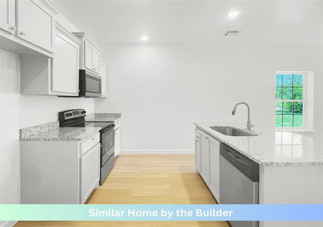 Photo 2 of Single family home for sale at 1811 Sw Monroe Ave, Lawton, OK 73501 | MLS# 1252064 | Listing updated on 2026-10-06