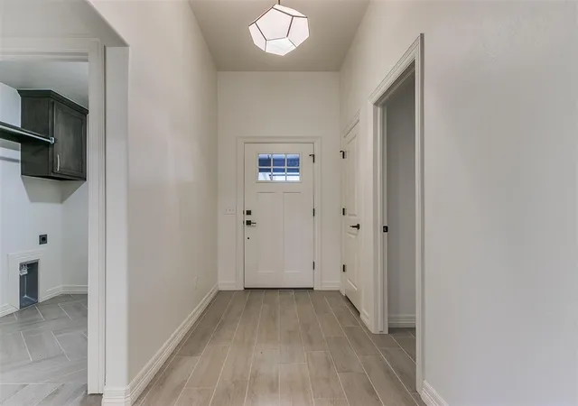 Photo 4 of Single family home for sale at 7717 Three Woods Ln, Yukon, OK 73099 | MLS# 1252070 | Listing updated on 2026-10-03