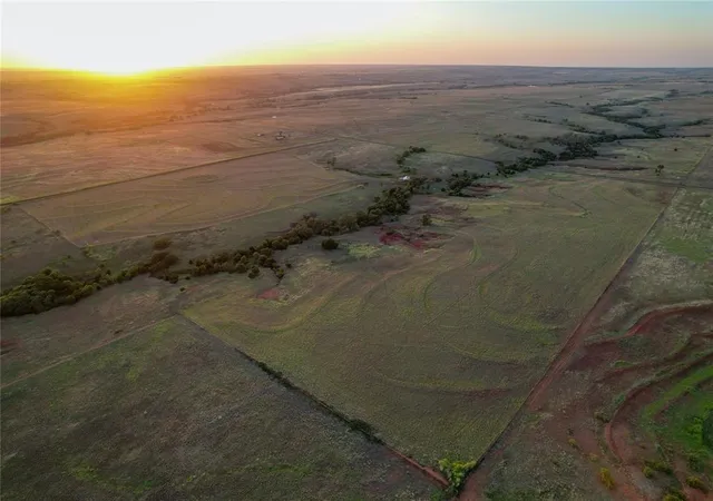 Photo 4 of Land for sale at 160 Acres E 1150 & N 1860 Rds, Sayre, OK 73662 | MLS# 1252080 | Listing updated on 2026-10-03