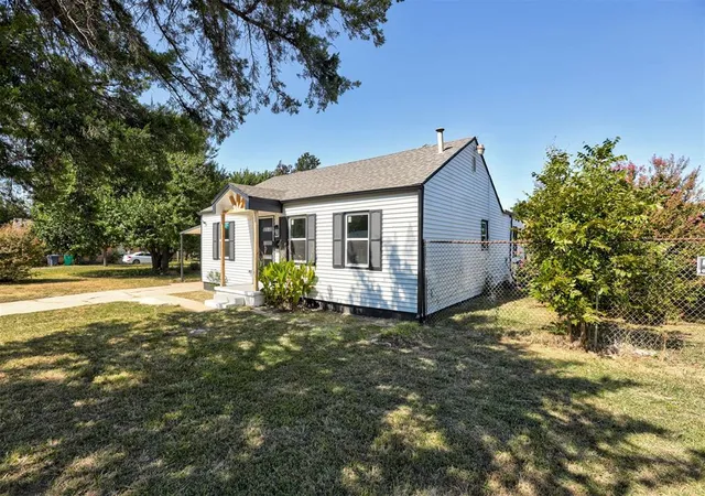 Photo 3 of Single family home for sale at 617 SE 46th Street, Oklahoma City, OK 73129 | MLS# 1252087 | Listing updated on 2026-10-08