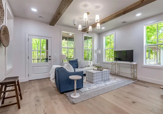 Photo 3 of Single family home for sale at 18252 Willowbrooke Ct, Norman, OK 73072 | MLS# 1252105 | Listing updated on 2026-10-03