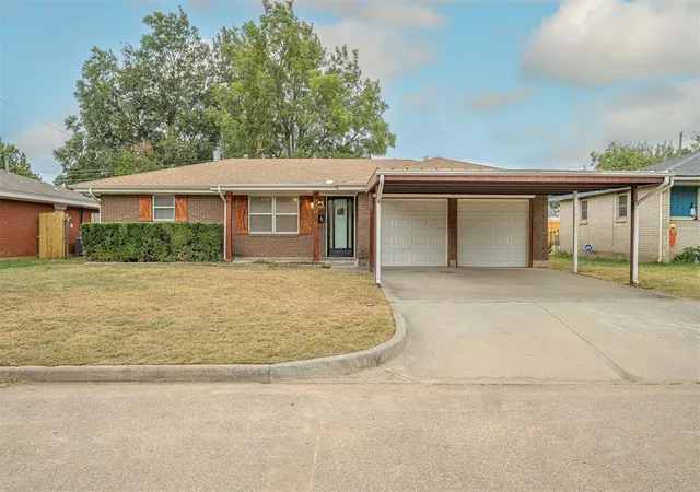 Single family home for sale at 4748 Woodview Dr, Oklahoma City, OK 73115 | MLS# 1252107