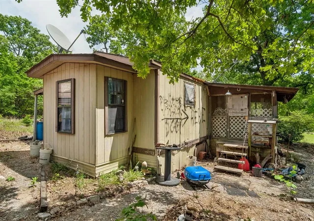 Photo 4 of Single family home for sale at 49397 E County Rd 1604, Stratford, OK 74872 | MLS# 1252118 | Listing updated on 2026-10-03