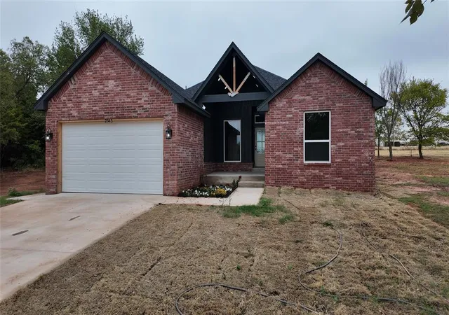 Photo 2 of Single family home for sale at 2345 Dixie Dr, Blanchard, OK 73010 | MLS# 1252129 | Listing updated on 2026-10-04