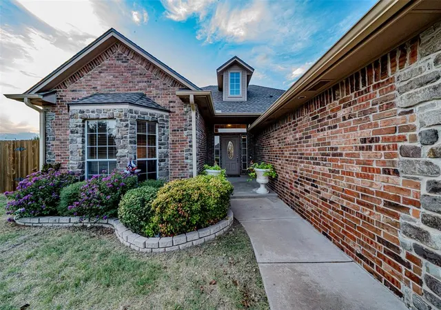 Photo 1 of Single family home for sale at 3587 Remington Pl Rd, Norman, OK 73072 | MLS# 1252135 | Listing updated on 2026-10-03