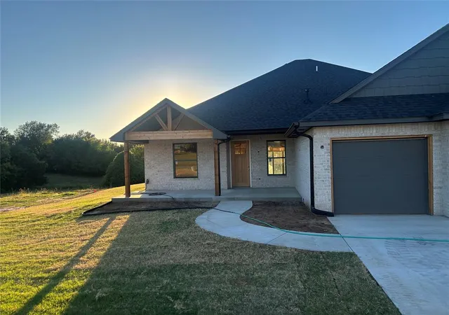 Photo 2 of Single family home for sale at 2079 Cattle Dr, Guthrie, OK 73044 | MLS# 1252141 | Listing updated on 2026-10-09