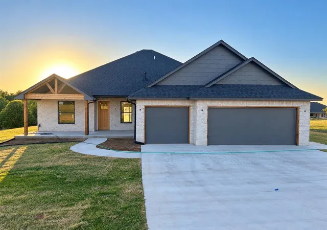 Photo 3 of Single family home for sale at 2079 Cattle Dr, Guthrie, OK 73044 | MLS# 1252141 | Listing updated on 2026-10-09