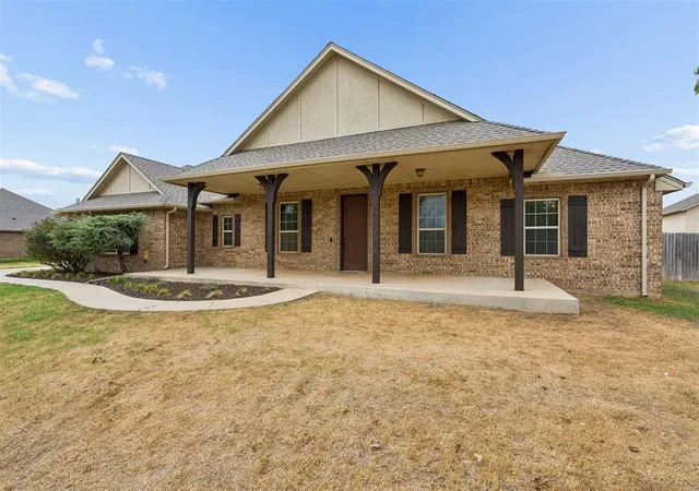 Photo 2 of Single family home for sale at 12205 Autumn, Guthrie, OK 73044 | MLS# 1252148 | Listing updated on 2026-10-07
