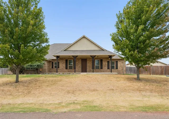 Photo 4 of Single family home for sale at 12205 Autumn, Guthrie, OK 73044 | MLS# 1252148 | Listing updated on 2026-10-07