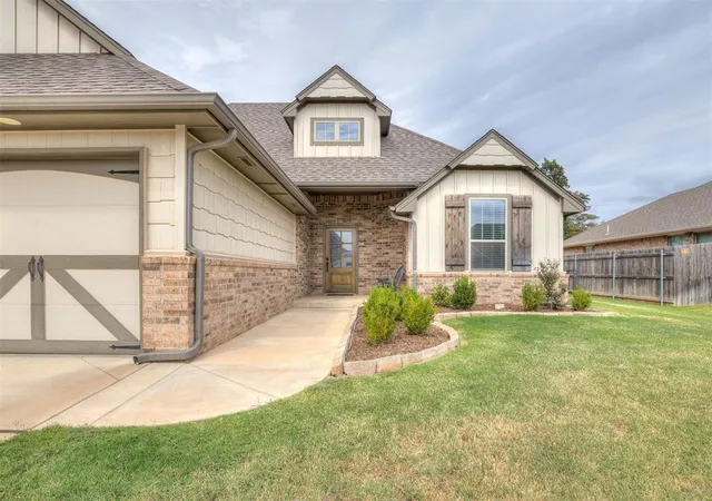 Photo 2 of Single family home for sale at 8817 Stark St, Arcadia, OK 73007 | MLS# 1252152 | Listing updated on 2026-10-03