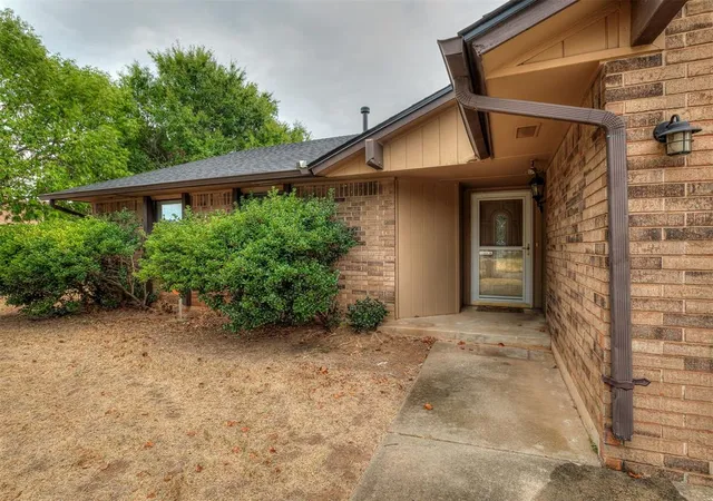 Photo 1 of Single family home for sale at 7804 NW 82nd Street, Oklahoma City, OK 73132 | MLS# 1252153 | Listing updated on 2026-10-06