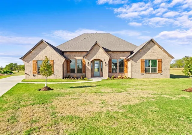 Single family home for sale at 2401 Heathery Park, Oklahoma City, OK 73128 | MLS# 1252163