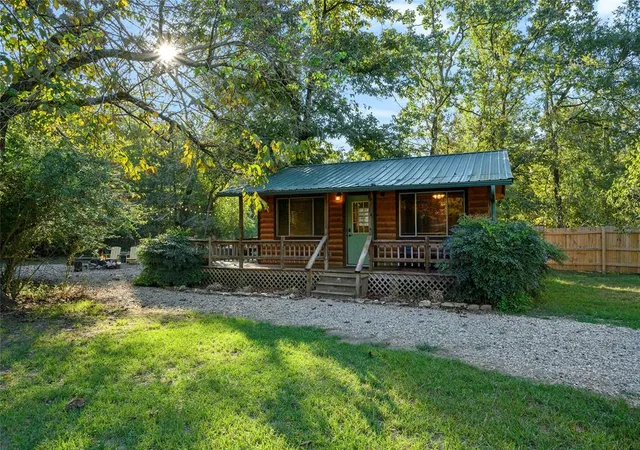 Photo 3 of Single family home for sale at 44 Bobber Rd, Broken Bow, OK 74728 | MLS# 1252176 | Listing updated on 2026-10-05