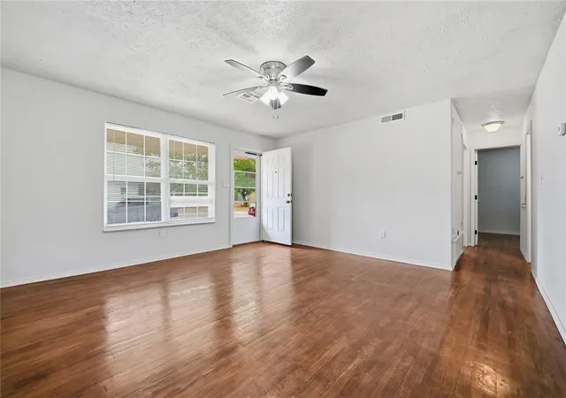 Photo 3 of Single family home for sale at 2117 Queensbury Rd, Moore, OK 73160 | MLS# 1252178 | Listing updated on 2026-10-04