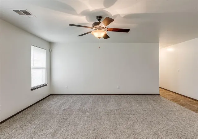 Listing Photo 4 - Condo for sale in building located at 700 NE 21st Ter, Newcastle, OK 73065 - Unit #702