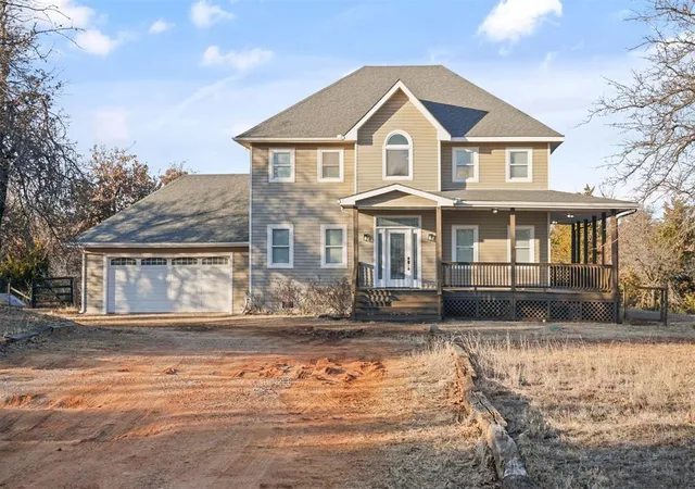 Photo 3 of Sale Pending at 10751 Shady Oaks Ln, Guthrie, OK 73044 | MLS# 1252209 | Listing updated on 2026-10-07