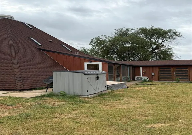 Photo 4 of Single family home for sale at 1134 County St 2958 St, Tuttle, OK 73089 | MLS# 1252210 | Listing updated on 2026-10-06