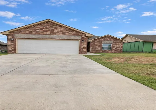 Photo 1 of Single family home for sale at 8502 NE 34th Place, Spencer, OK 73084 | MLS# 1252213 | Listing updated on 2026-10-05