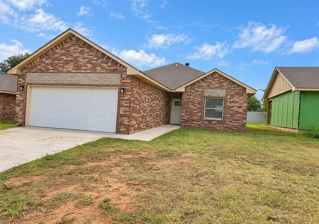 Photo 2 of Single family home for sale at 8502 NE 34th Place, Spencer, OK 73084 | MLS# 1252213 | Listing updated on 2026-10-05