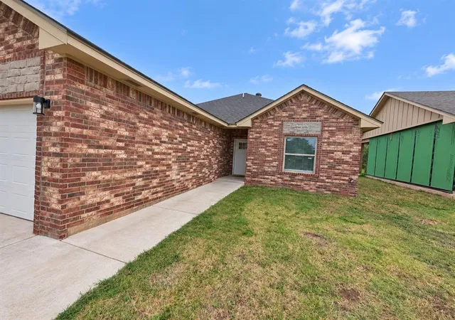 Photo 3 of Single family home for sale at 8502 NE 34th Place, Spencer, OK 73084 | MLS# 1252213 | Listing updated on 2026-10-05