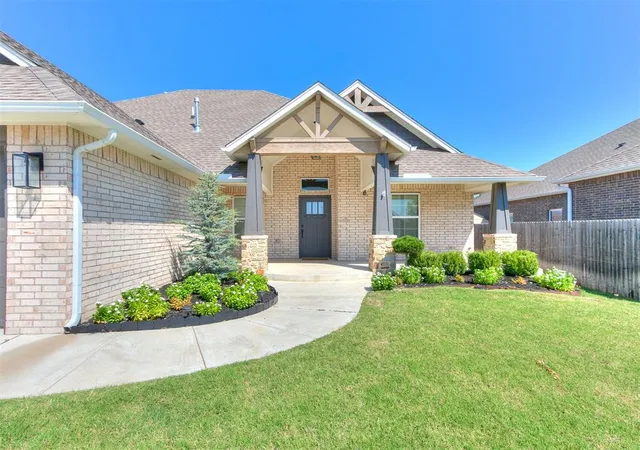 Photo 2 of Single family home for sale at 1407 Presidio Dr, Norman, OK 73072 | MLS# 1252221 | Listing updated on 2026-10-06