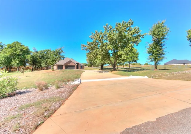Photo 1 of Single family home for sale at 2006 Ethans Roar Rd, Blanchard, OK 73010 | MLS# 1252226 | Listing updated on 2026-10-08