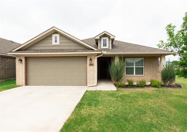 Photo 2 of Single family home for sale at 245 Vista Dr, Yukon, OK 73099 | MLS# 1252230 | Listing updated on 2026-10-05