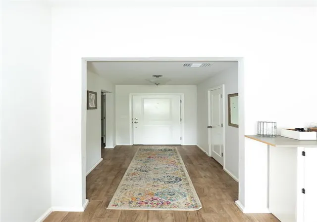 Photo 4 of Single family home for sale at 245 Vista Dr, Yukon, OK 73099 | MLS# 1252230 | Listing updated on 2026-10-05