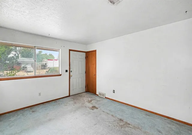 Photo 4 of Single family home for sale at 1421 SW 65th Street, Oklahoma City, OK 73159 | MLS# 1252232 | Listing updated on 2026-10-06